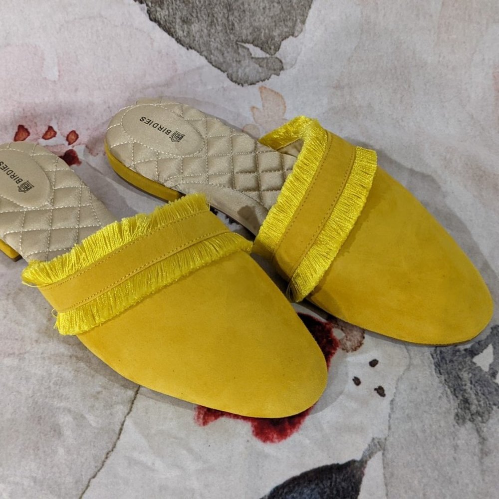 Birdies Songbirds in Mustard Yellow